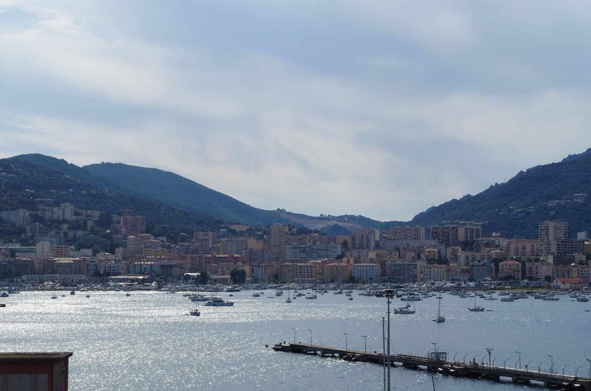 Hotel Spunta Di Mare Ajaccio  Luaran gambar